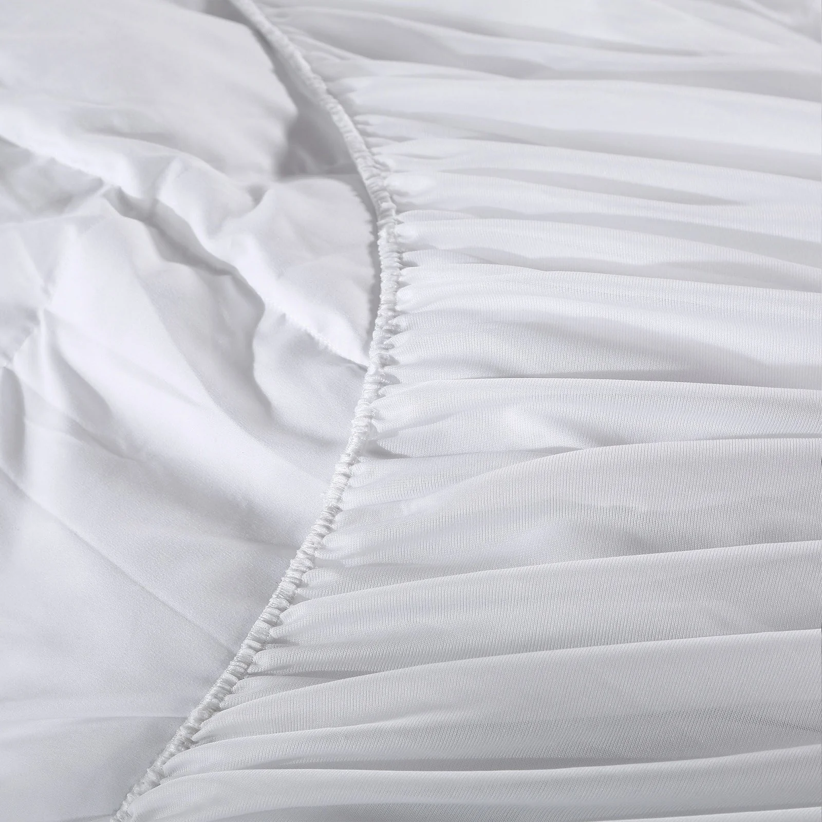 1000GSM Bamboo-Blend Mattress Topper - Image 7