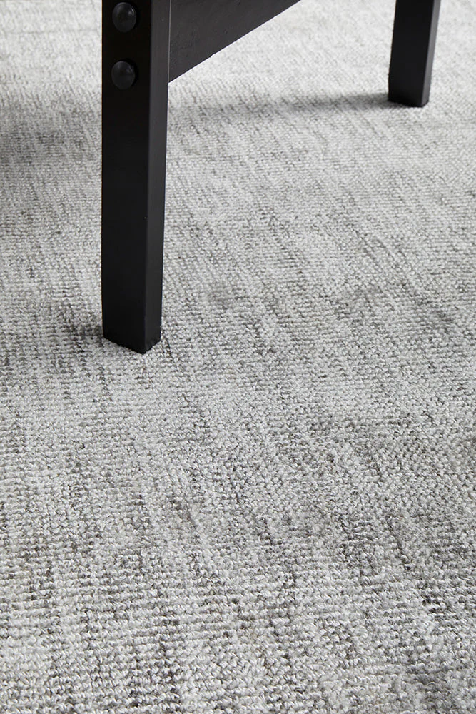 Azure Silver Rug 280 x 190cm - Image 4