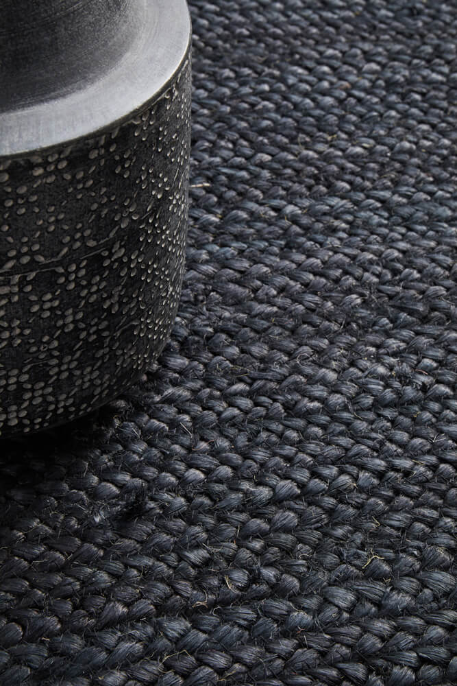 Bondi Rug - Black - Image 6